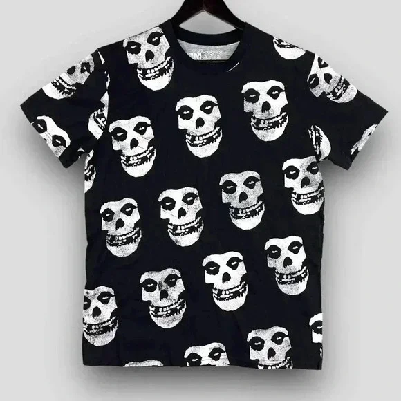 Misfits Men's Graphic Tee T Shirt Sizes M & L Allover Skull Print Crewneck - Picture 5 of 7